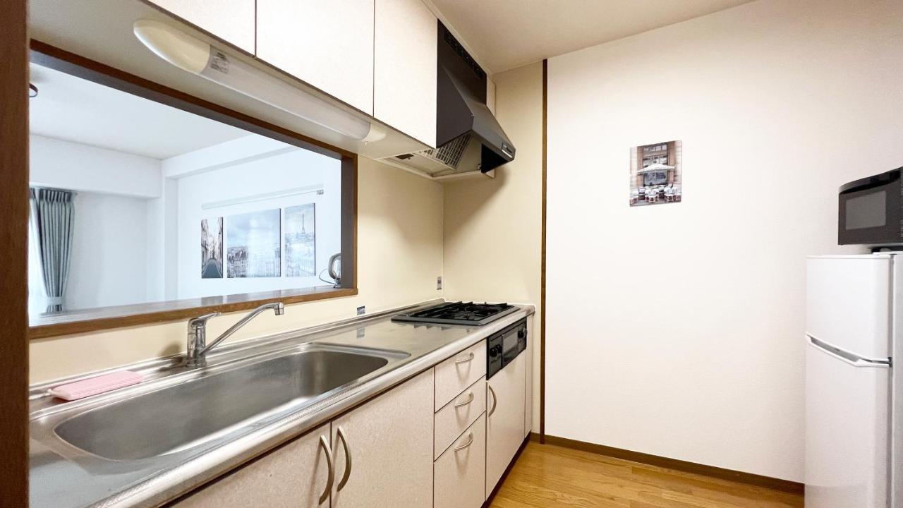 Dio Higashi Shinsaibashi Apartemen *